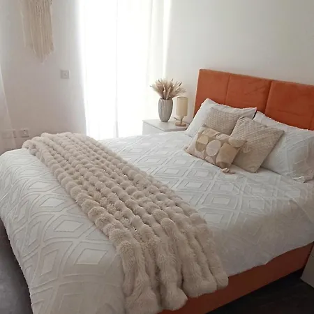 公寓 Cozy Penthouse With Citadel View Near To Victoria 萨奈特